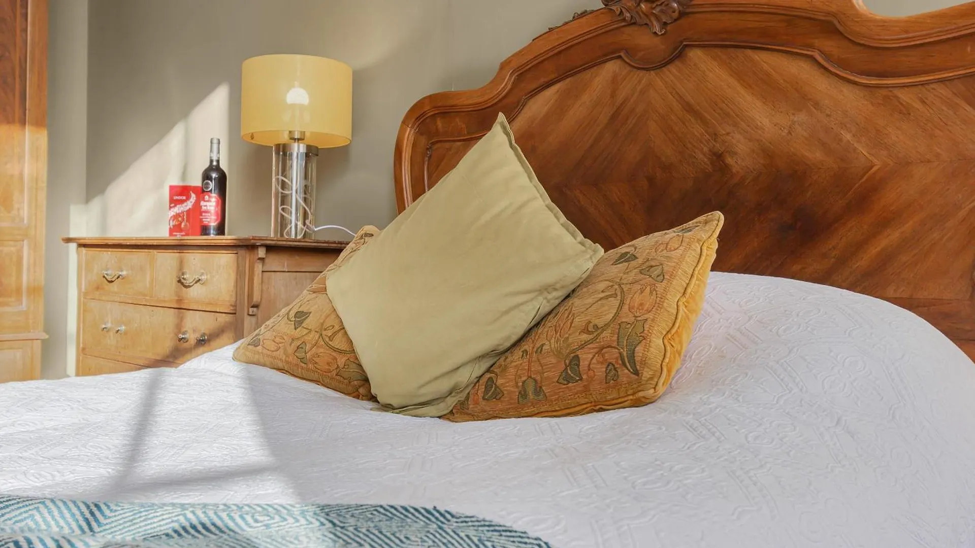 The Ritz 2 Bedroom Serviced Apartment By Altoluxoexperience Short Lets & Serviced Accommodation With Free Wifi Bristol 0*,  United Kingdom