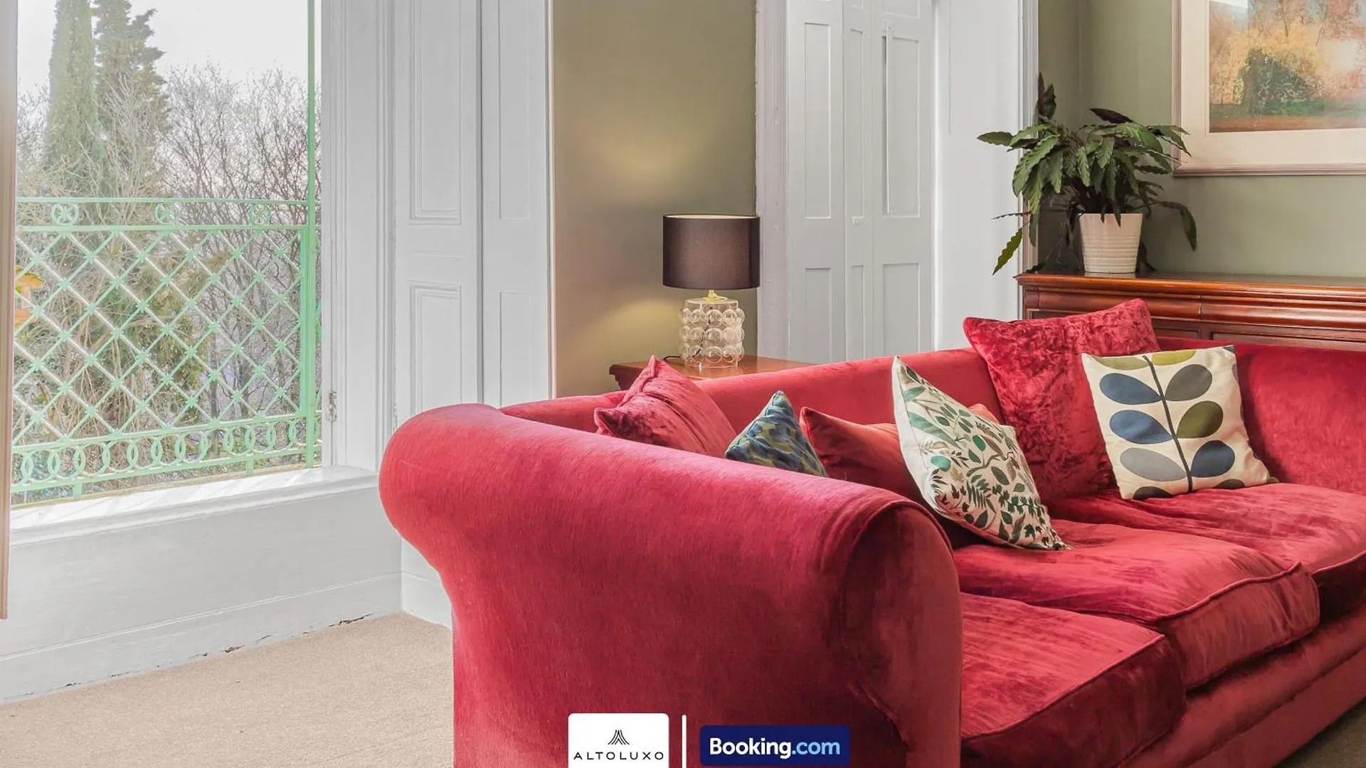 The Ritz 2 Bedroom Serviced Apartment By Altoluxoexperience Short Lets & Serviced Accommodation With Free Wifi Bristol