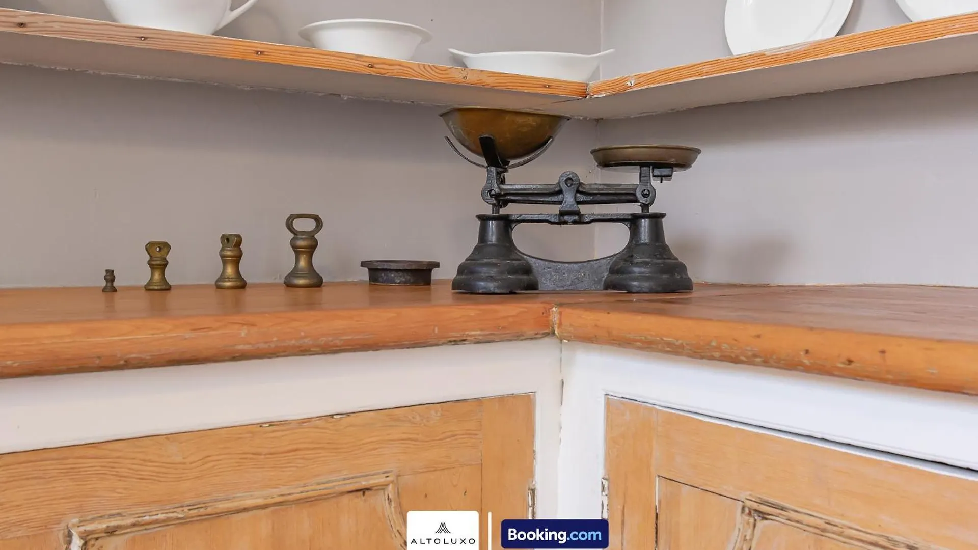 The Ritz 2 Bedroom Serviced Apartment By Altoluxoexperience Short Lets & Serviced Accommodation With Free Wifi Bristol